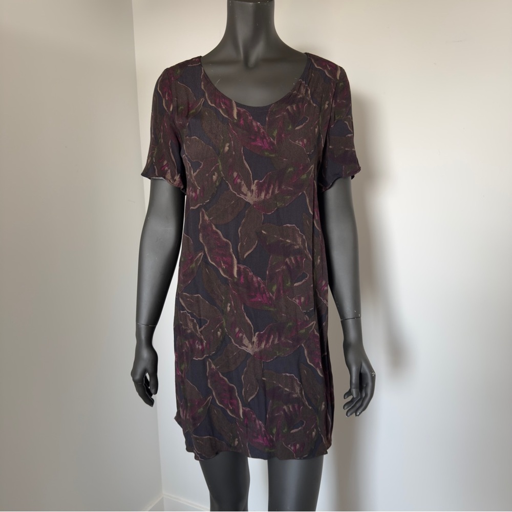 229. Wilfred Free Leaf Print Mini Dress Size L